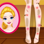 Barbie lába megsérült